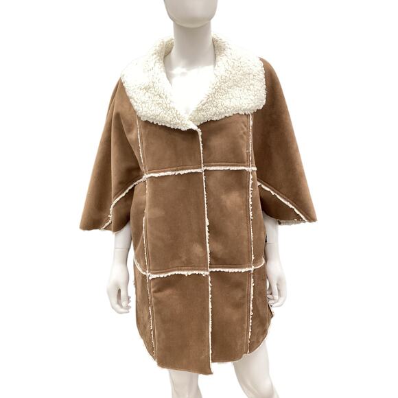 NWT Chico’s Women’s Coat With Cape Like Short Sleeves Size S/M Suede Sherpa Soft